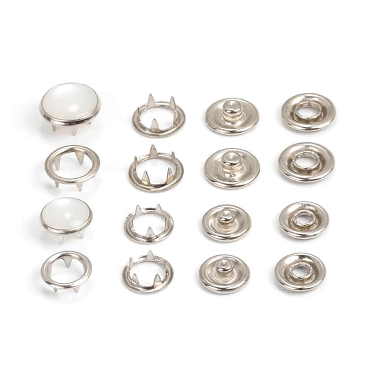 Manufacturers Yanxuan Brass Pearlescent Hollow Five-prong Children’s Clothing Accessories Baby Crawl Suit Buttons