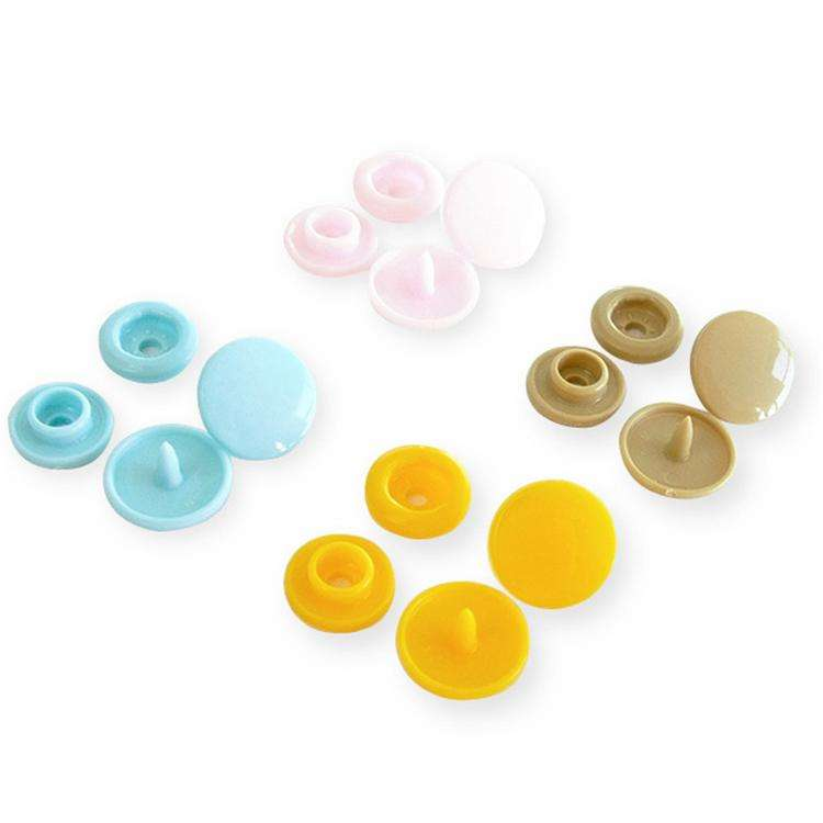T5 T8 Fancy Colorful Plastic 4 Parts Stock Children Resin Customized Moulding Round Baby Clothes Bags Towel Fastener Snap Button