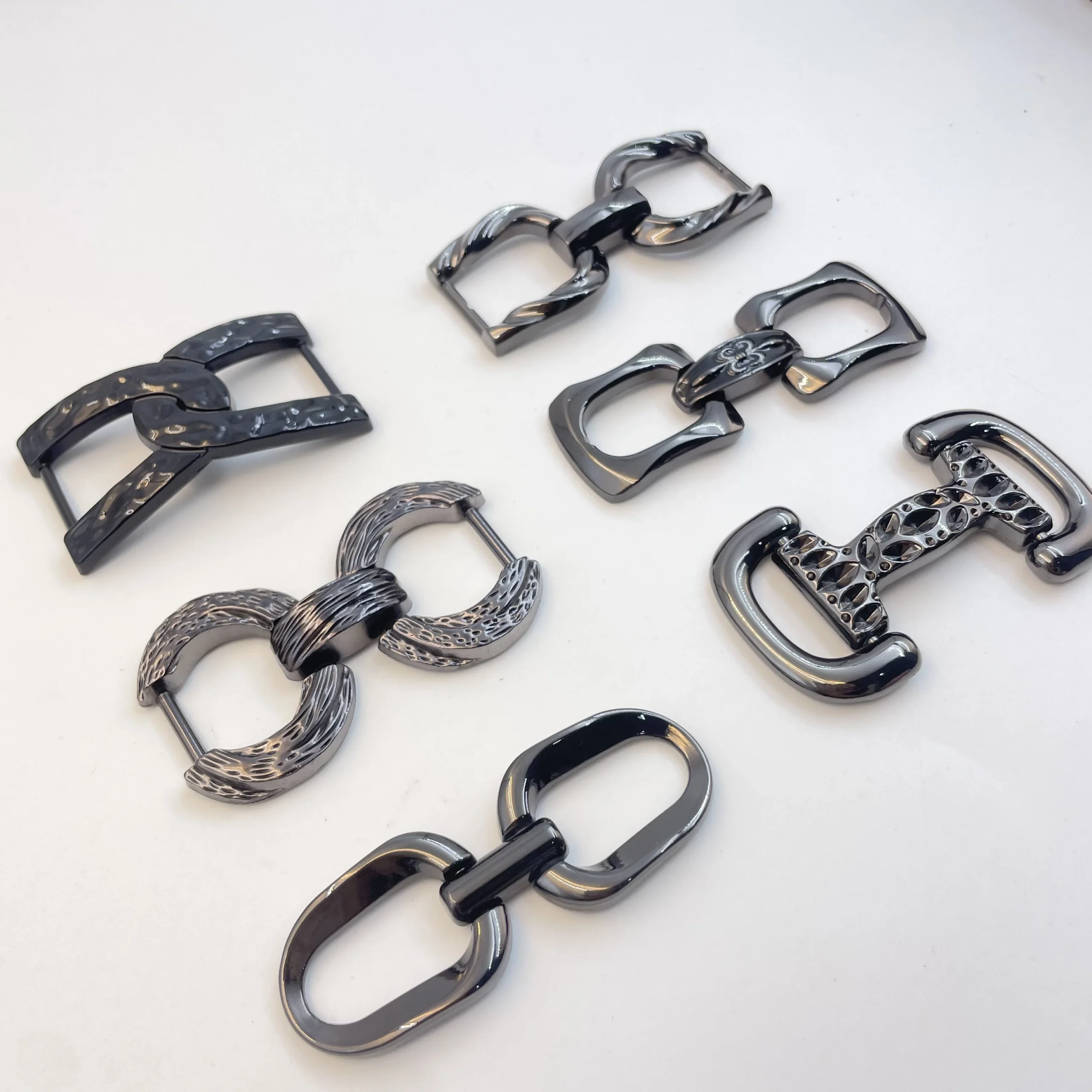 Wholesale High Quality Customizable Mens Shoe Buckles Durable Metal Shoe Accessories and Hardware Decorations