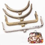 Wholesale Handbag Clutch Handles for Hardware Accessories Evening Bags Kiss Clasp Lock Pearl Purse Frame