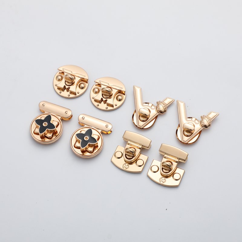 Luxury Handbag Accessories Metal Twist Bag Lock Flower Heart Shape Shape Turn Lock for Purse Bag