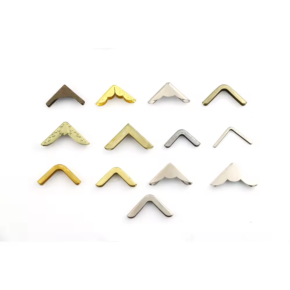 Different Styles Iron Corner Decorative Metal Book Corner Protectors for Furniture