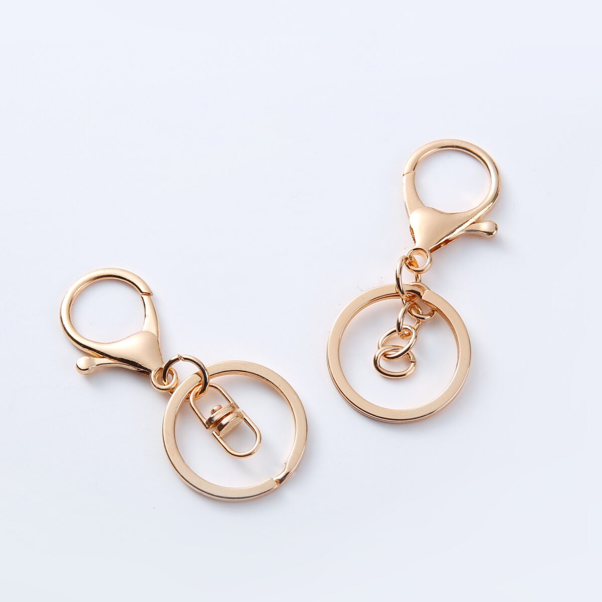 High Quality Wholesale Zinc Alloy Keychain Vintage Cartoon Baking Lightweight Lobster Buckle Set Keychain Ring