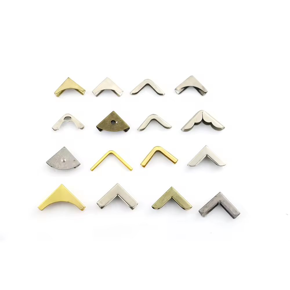 Different Styles Iron Corner Decorative Metal Book Corner Protectors for Furniture